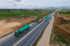 Đưa nhanh vốn vào nền kinh tế