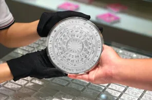 Giá bạc hôm nay 4/2: Bạc trong nước tiếp tục tăng