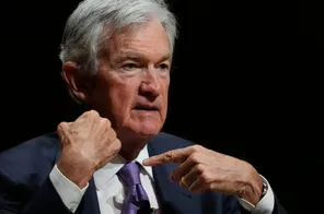 Lời khuyên "ngược dòng" của Chủ tịch Fed dành cho Gen Z: Đừng chỉ chạy theo AI