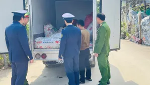 Tiêu hủy 1.900 kg măng tươi không rõ nguồn gốc, xuất xứ