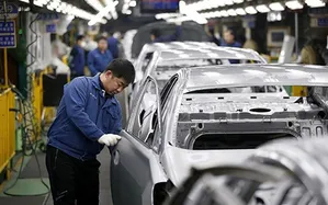 Xuất khẩu ô tô của Hàn Quốc giảm tháng thứ 7 liên tiếp
