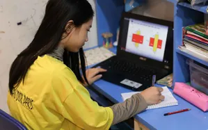 Nhiều trường học Hà Nội đóng cửa, chuyển dạy học trực tuyến
