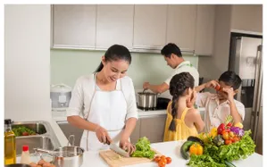 Bữa ăn gia đình - Nơi nuôi dưỡng sự gắn bó, thấu hiểu