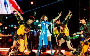 Sao quốc tế hủy show sát giờ diễn, Chi Pu, Mono cùng các Anh tài, Chị đẹp giữ "lửa" cho chương trình