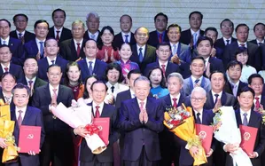 34 tỉnh thành đồng loạt công bố sáp nhập đơn vị hành chính và nhân sự mới