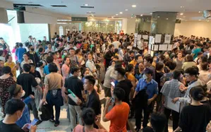 Xếp hàng xuyên đêm mua nhà ở xã hội ở Đà Nẵng