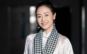 MC Phí Linh làm “đội trưởng đội cổ vũ” trong lần đầu dẫn Chung kết Đường lên đỉnh Olympia