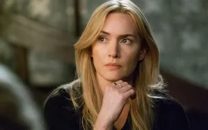 Kate Winslet lên án 'đại dịch' phẫu thuật thẩm mỹ