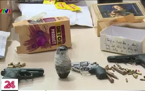 Phát hiện loại ma túy cực độc khi triệt phá ổ nhóm trong ngõ nhỏ