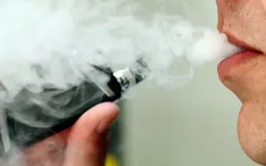 Hành vi chứa chấp người sử dụng thuốc lá điện tử bị phạt tới 10 triệu đồng