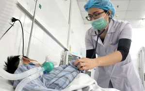 Không được tiêm phòng sau khi bị chó hoang cắn, bệnh nhi nguy kịch vì bệnh dại