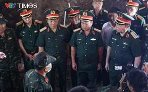 Đại tướng Nguyễn Trọng Nghĩa kiểm tra công tác tìm kiếm hài cốt liệt sĩ tại Công viên Lê Thị Riêng