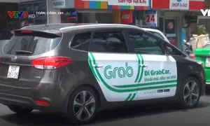 TP.HCM: Đề nghị Grab, Uber ngưng đầu tư thêm xe mới