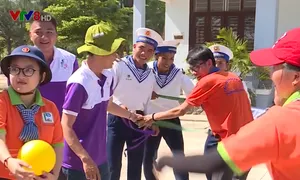 Hành trình "Tuổi trẻ thành phố vì biển, đảo quê hương" năm 2018