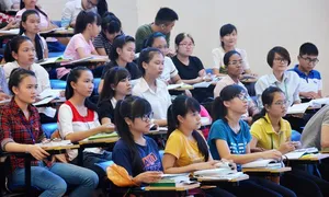 Đề xuất không miễn học phí, thay bằng vay tín dụng với sinh viên sư phạm