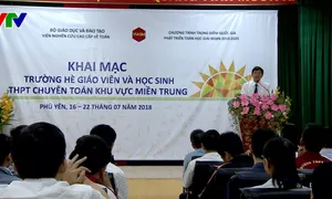 Khai mạc Trường hè Toán học khu vực miền Trung