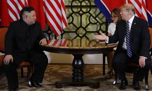 VIDEO Tổng thống Donald Trump và Chủ tịch Kim Jong-un hội đàm, tin tưởng về những điều tốt đẹp