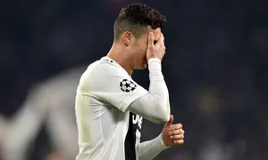 Ronaldo chưa “đủ tuổi” đeo băng thủ quân của Juventus