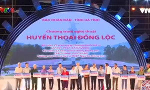 Phó Thủ tướng Trương Hòa Bình tham dự chương trình nghệ thuật Huyền thoại Đồng Lộc