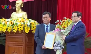Đồng chí Phạm Minh Chính làm việc với Tỉnh ủy Gia Lai