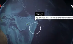 Núi lửa ngầm phun trào, Tonga cảnh báo sóng thần