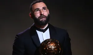 Messi: “Benzema xứng đáng với danh hiệu Quả bóng vàng”