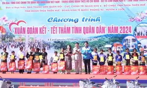 Rộn ràng không khí Tết sớm ở vùng cao tỉnh Thừa Thiên Huế