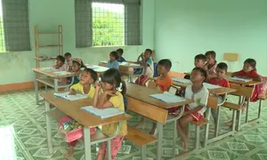 Niềm vui lớn từ chính sách miễn học phí