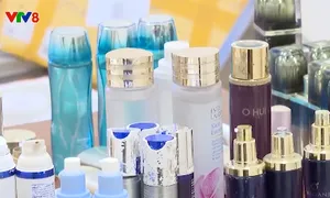 Triệt xóa cơ sở sản xuất, buôn bán mỹ phẩm giả qua sàn thương mại điện tử