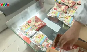 Chặn đứng 5.000 viên thuốc lắc ngụy trang trong hộp thực phẩm chức năng