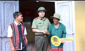 Quảng Trị tổng kết hoàn thành chương trình xóa nhà tạm