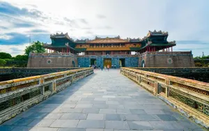 Tour khám phá kiến trúc cổ xưa qua các triều đại