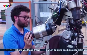 Robot bay đầu tiên trên thế giới