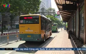 Ngày mới trên tuyến xe buýt xanh