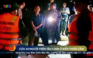 Cứu 34 người trên tàu chìm ở biển Thiên Cầm