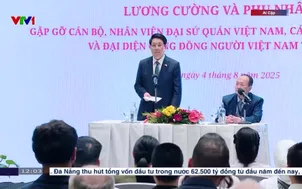 Luôn chăm lo cho cộng đồng người Việt Nam ở nước ngoài