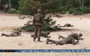 Khóa huấn luyện "kỳ nghỉ cùng quân đội"