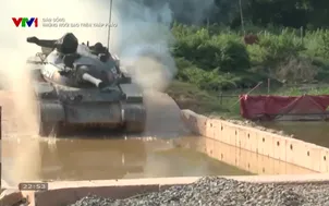 Dám sống: Những ngôi sao trên Tháp Pháo