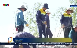 Khắc phục sạt lở đường sắt Bắc - Nam