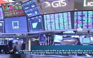 Chứng khoán Mỹ bất ngờ giảm điểm mạnh