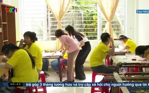 Buổi sáng tại các lớp dạy nghề cho người khuyết tật