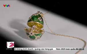 Chờ 6 ngày để thu mặt dây chuyền bị nuốt vào bụng