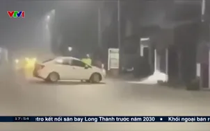 Hất văng cảnh sát giao thông để bỏ chạy