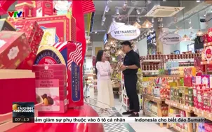 Hàng tết ra sớm, tín hiệu mua sắm tăng nhiệt