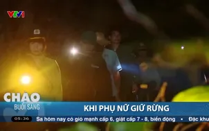 Khi phụ nữ giữ rừng
