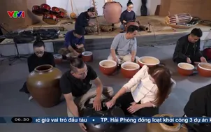 Ngày mới chế tác nhạc cụ từ chất liệu dân gian