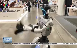 Siêu thị robot hình người tại Hàn Quốc