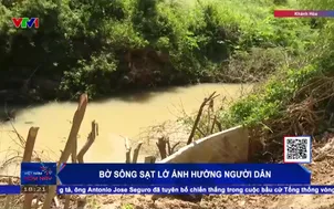 Bờ sông sạt lở ảnh hưởng người dân