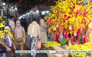 Sức mua chợ truyền thống cận Tết