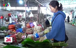 Chợ phiên ngày giáp Tết